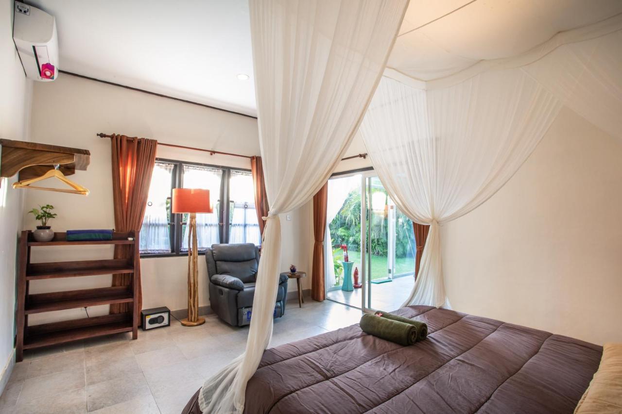 Villa Janitra Seminyak  Luaran gambar