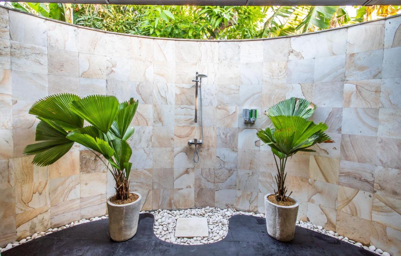 Villa Janitra Seminyak  Luaran gambar