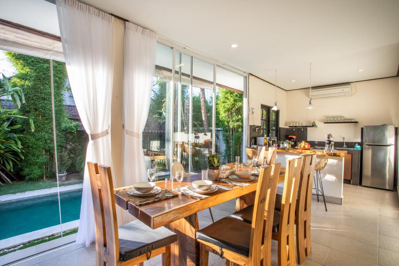 Villa Janitra Seminyak  Luaran gambar