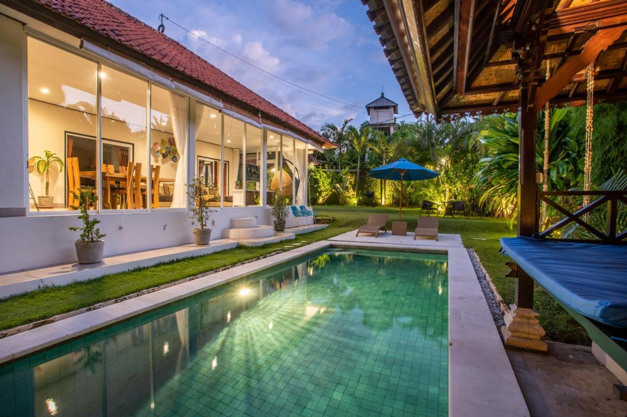Villa Janitra Seminyak  Luaran gambar